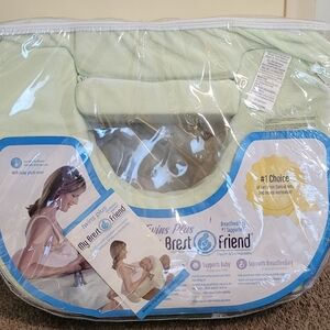 My Breast Friend Deluxe Twin Nursing Pillow
